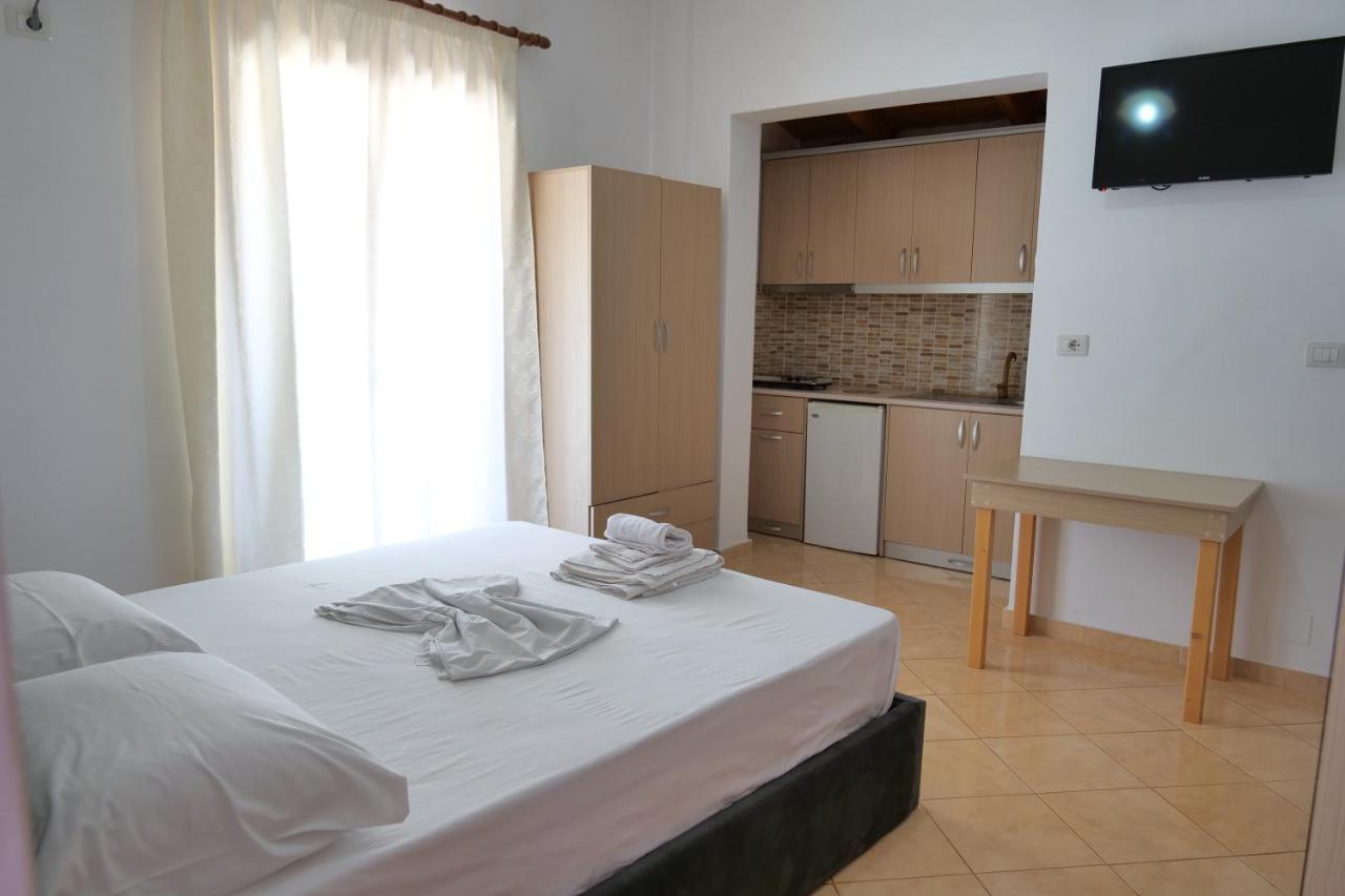 Pellumb Apartments คซามิล ภายนอก รูปภาพ
